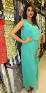 Shraddha Das feet photo thumbnail