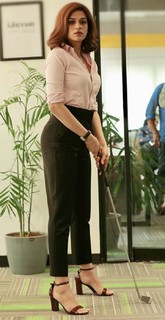 Shraddha Das feet photo thumbnail