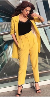 Shraddha Das feet photo thumbnail