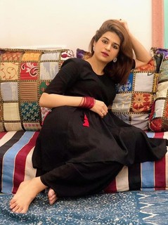 Shraddha Das feet photo thumbnail