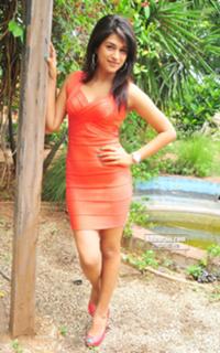 Shraddha Das feet photo thumbnail