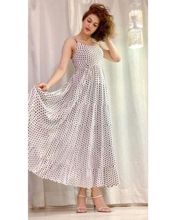 Shraddha Das feet photo thumbnail