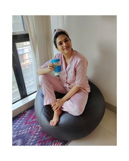 Shraddha Das feet photo thumbnail