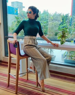 Shraddha Das feet photo thumbnail