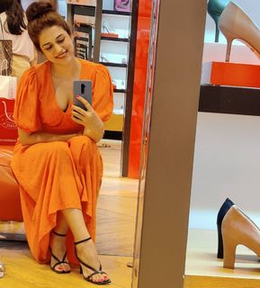 Shraddha Das feet photo thumbnail