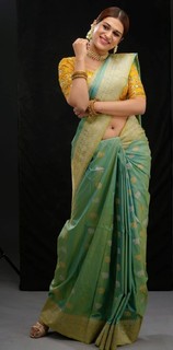 Shraddha Das feet photo thumbnail