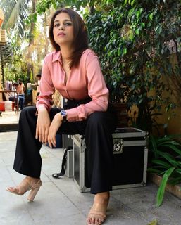Shraddha Das feet photo thumbnail