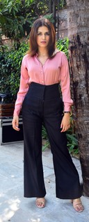 Shraddha Das feet photo thumbnail