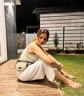 Shraddha Das feet photo thumbnail