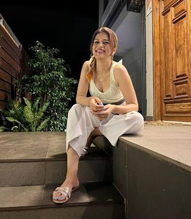 Shraddha Das feet photo thumbnail