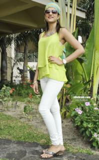 Shraddha Das feet photo thumbnail