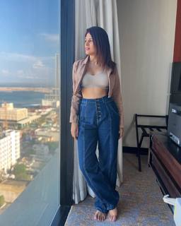 Shraddha Das feet photo thumbnail