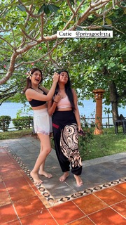 Shraddha Das feet photo thumbnail