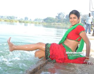 Shraddha Das feet photo thumbnail