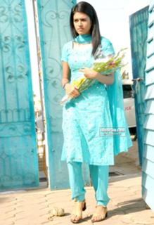 Shraddha Das feet photo thumbnail