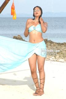 Shraddha Das feet photo thumbnail