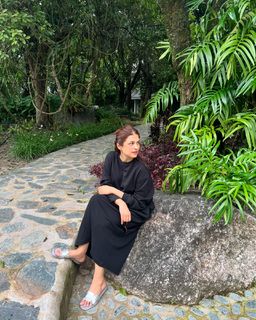 Shraddha Das feet photo thumbnail