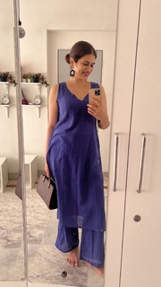 Shraddha Das feet photo thumbnail