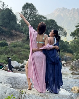 Shraddha Das feet photo thumbnail