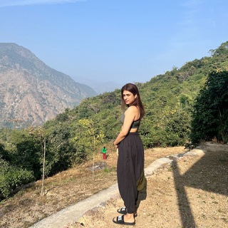 Shraddha Das feet photo thumbnail