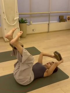 Shraddha Das feet photo thumbnail