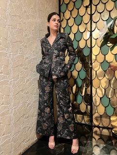 Shraddha Das feet photo thumbnail