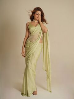 Shraddha Das feet photo 8