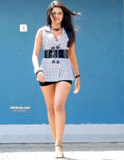 Shraddha Das feet photo thumbnail