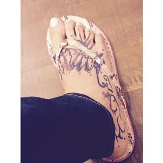 Shraddha Kapoor feet photo thumbnail