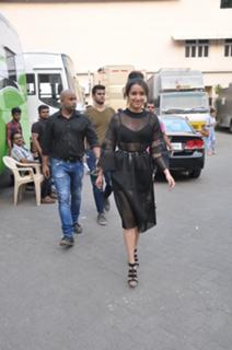 Shraddha Kapoor feet photo thumbnail