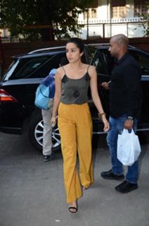 Shraddha Kapoor feet photo thumbnail