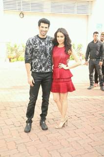 Shraddha Kapoor feet photo thumbnail