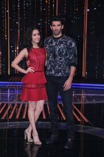 Shraddha Kapoor feet photo thumbnail