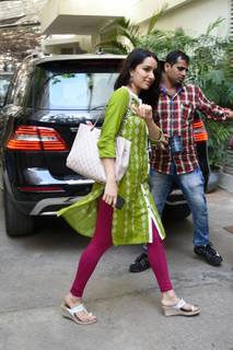 Shraddha Kapoor feet photo thumbnail