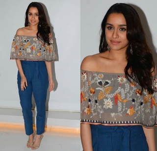 Shraddha Kapoor feet photo thumbnail