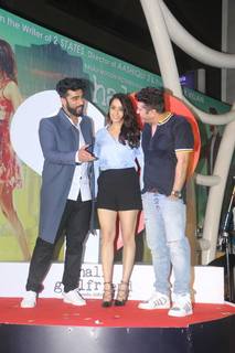Shraddha Kapoor feet photo thumbnail