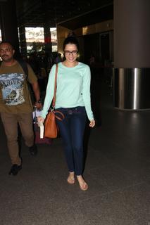 Shraddha Kapoor feet photo thumbnail