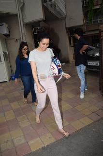 Shraddha Kapoor feet photo thumbnail