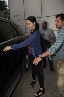 Shraddha Kapoor feet photo thumbnail