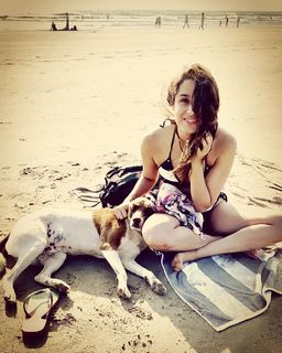 Shraddha Kapoor feet photo thumbnail