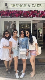 Shraddha Kapoor feet photo thumbnail