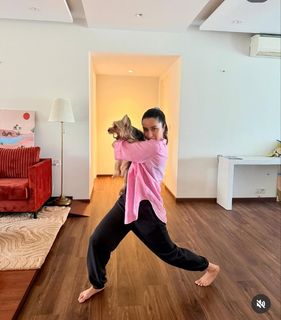 Shraddha Kapoor feet photo thumbnail