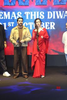 Shraddha Kapoor feet photo thumbnail