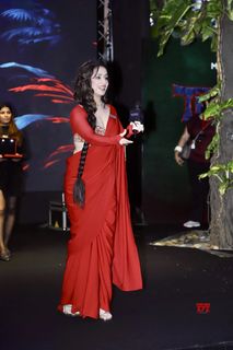 Shraddha Kapoor feet photo thumbnail