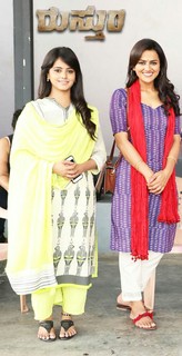 Shraddha Srinath feet photo 11