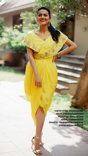 Shraddha Srinath feet photo 8