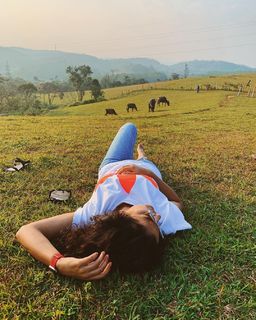 Shraddha Srinath feet photo 20