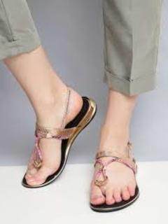 Shraddha Srinath feet photo 13