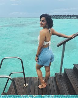Shraddha Srinath feet photo 1
