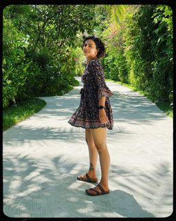 Shraddha Srinath feet photo 20